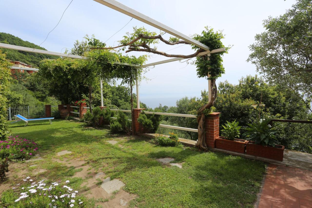 Villa Gio - Terrazza Nel Blu Bergeggi Ngoại thất bức ảnh
