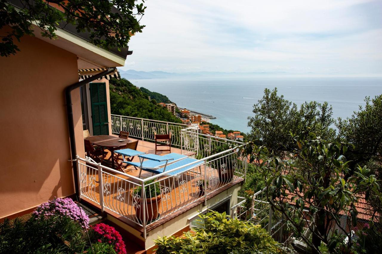 Villa Gio - Terrazza Nel Blu Bergeggi Ngoại thất bức ảnh