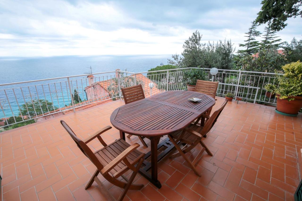 Villa Gio - Terrazza Nel Blu Bergeggi Ngoại thất bức ảnh