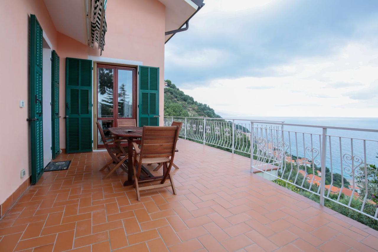 Villa Gio - Terrazza Nel Blu Bergeggi Ngoại thất bức ảnh
