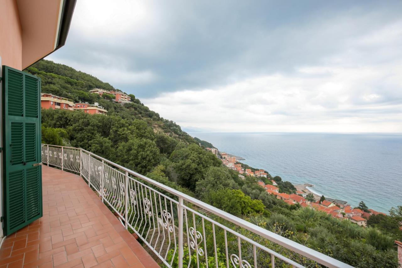 Villa Gio - Terrazza Nel Blu Bergeggi Ngoại thất bức ảnh